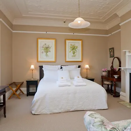 St Leonards Lodge Dunedin Room photo