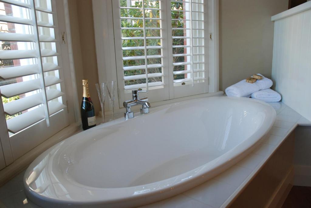 Lodge St Leonards